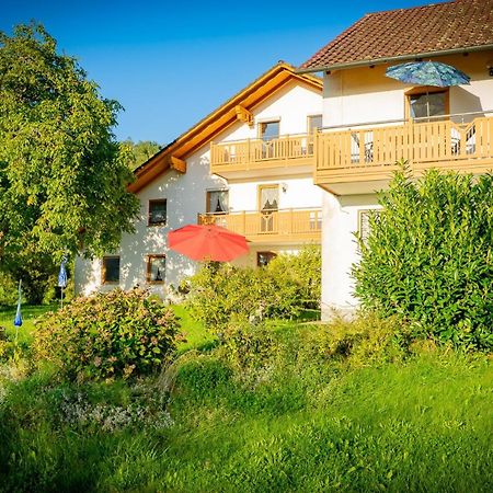 Ferienwohnungen Bauer - Auszeit Mit Ausblick Zenting ภายนอก รูปภาพ
