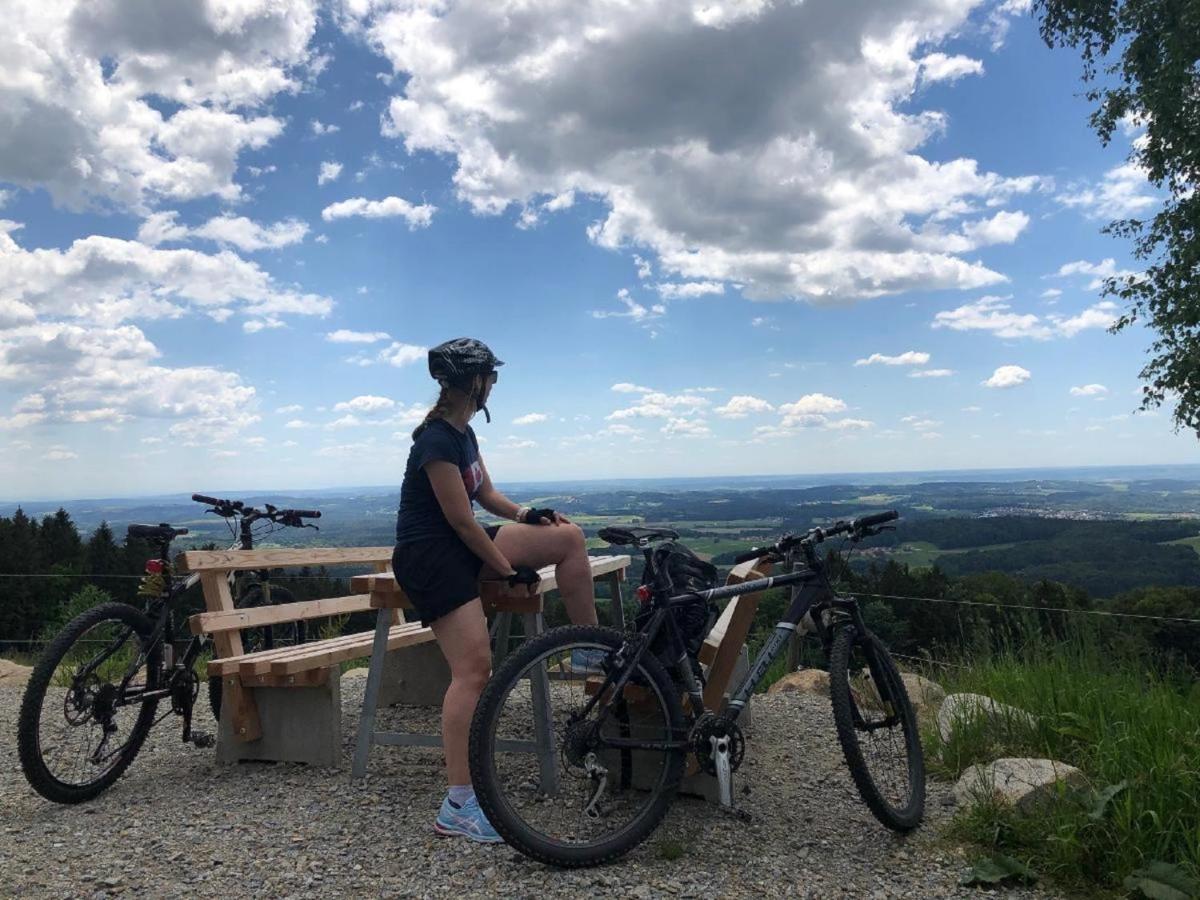 Ferienwohnungen Bauer - Auszeit Mit Ausblick Zenting ภายนอก รูปภาพ